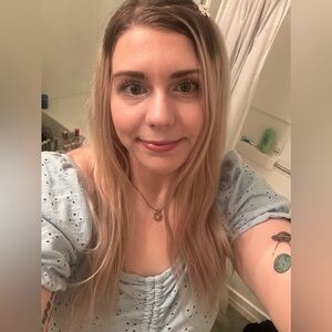 Meet your Posher, Erin